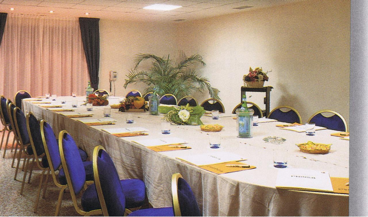 Hotel Piroga Padova Selvazzano Dentro Extérieur photo